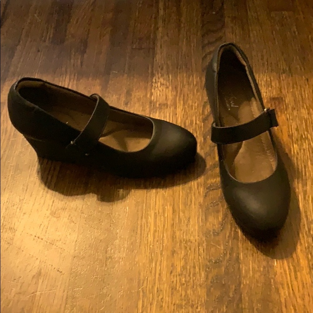 Natural Soul comfort wedges